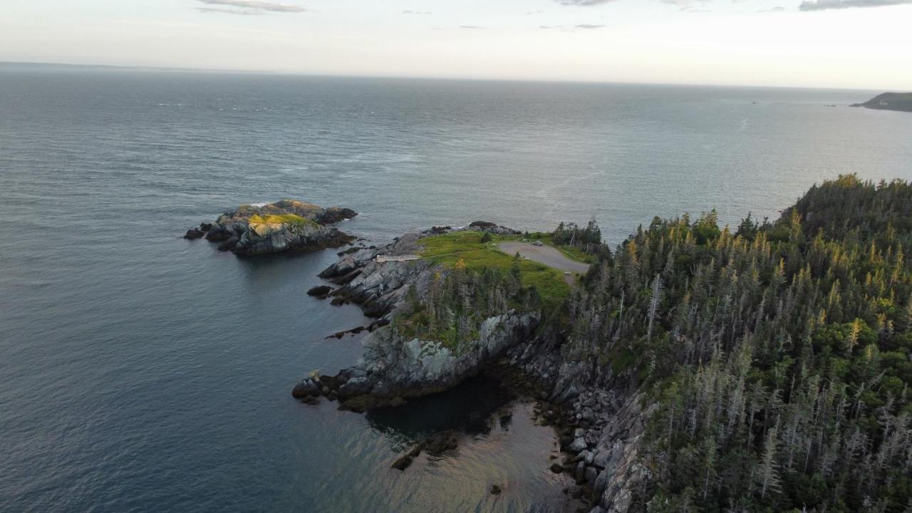 Friars Bay Inn&Cottages Welshpool Esterno foto
